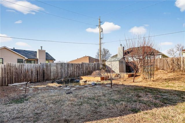 4404 Muncie Court, Leavenworth, KS 66048