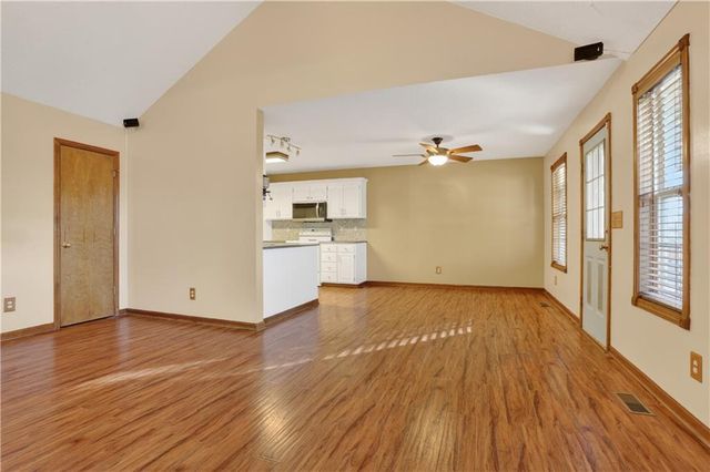 4404 Muncie Court, Leavenworth, KS 66048