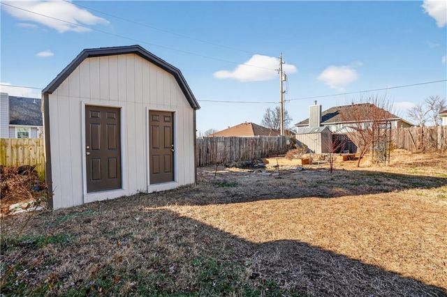 4404 Muncie Court, Leavenworth, KS 66048