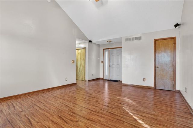 4404 Muncie Court, Leavenworth, KS 66048