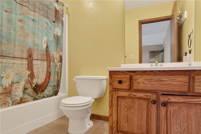 4404 Muncie Court, Leavenworth, KS 66048