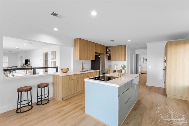 8844 Scenic Hwy, Pensacola, FL 32514