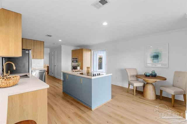 8844 Scenic Hwy, Pensacola, FL 32514