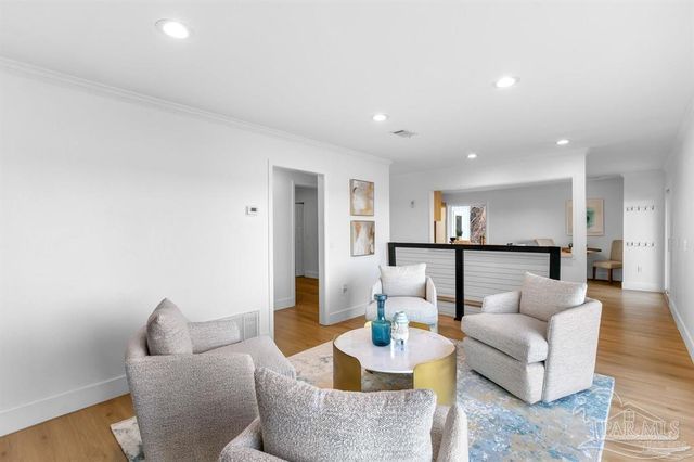 8844 Scenic Hwy, Pensacola, FL 32514