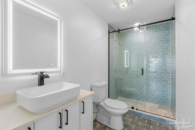 8844 Scenic Hwy, Pensacola, FL 32514