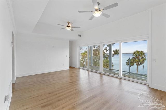 8844 Scenic Hwy, Pensacola, FL 32514