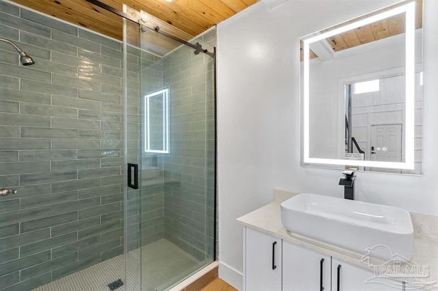 8844 Scenic Hwy, Pensacola, FL 32514