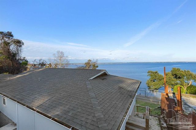 8844 Scenic Hwy, Pensacola, FL 32514