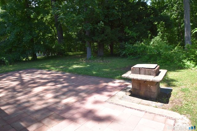 82 Landers Road, East Hartford, CT 06118
