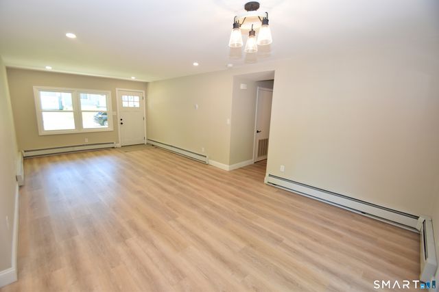 82 Landers Road, East Hartford, CT 06118
