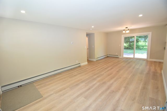 82 Landers Road, East Hartford, CT 06118