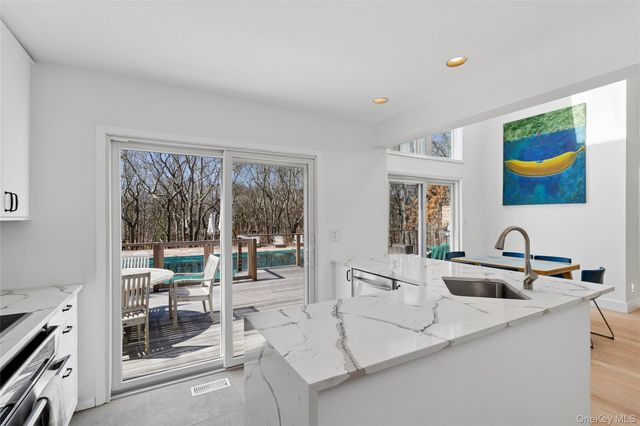 44 Diane Drive, East Hampton, NY 11937