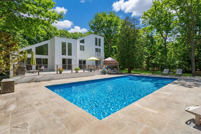 44 Diane Drive, East Hampton, NY 11937