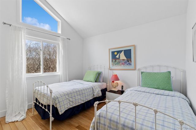 44 Diane Drive, East Hampton, NY 11937