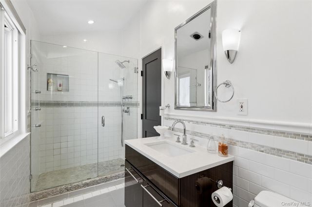 44 Diane Drive, East Hampton, NY 11937