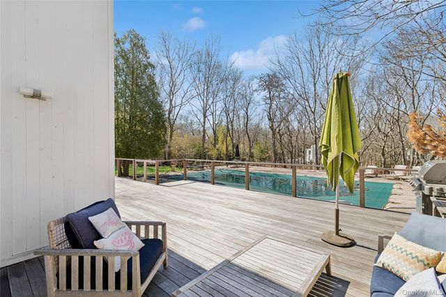 44 Diane Drive, East Hampton, NY 11937