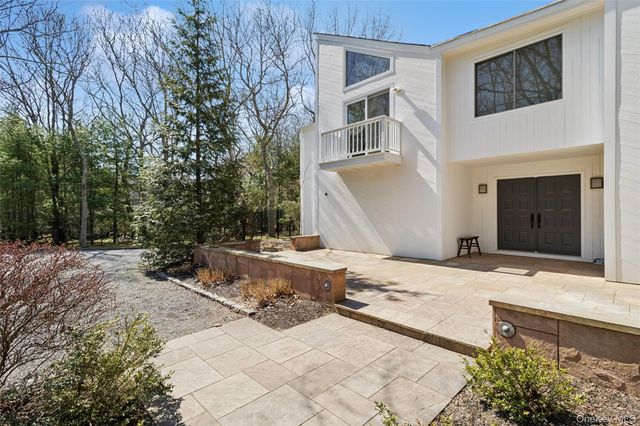 44 Diane Drive, East Hampton, NY 11937