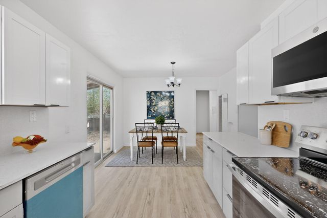 1318 Truman Street SE, Albuquerque, NM 87108