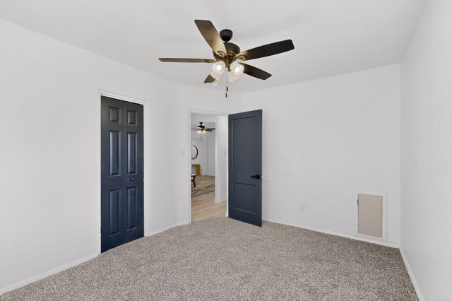 1318 Truman Street SE, Albuquerque, NM 87108
