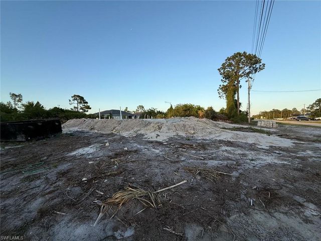 655 Grant BLVD, Lehigh Acres, FL 33974