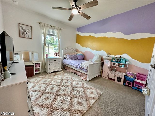 2218 SE 4th ST, Cape Coral, FL 33990