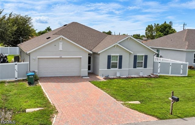 2218 SE 4th ST, Cape Coral, FL 33990