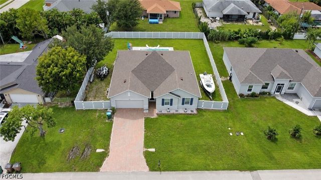 2218 SE 4th ST, Cape Coral, FL 33990