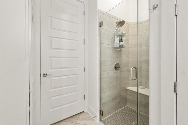 115 Beneteau DR 77, Austin, TX 78738