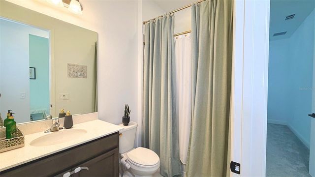 8294 GRANDE SHORES DRIVE, Sarasota, FL 34240