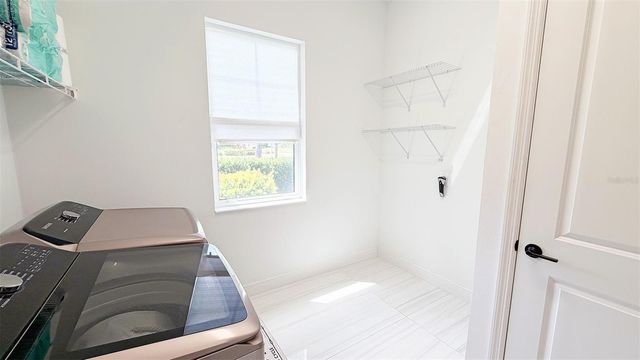 8294 GRANDE SHORES DRIVE, Sarasota, FL 34240