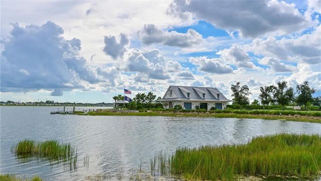 8294 GRANDE SHORES DRIVE, Sarasota, FL 34240