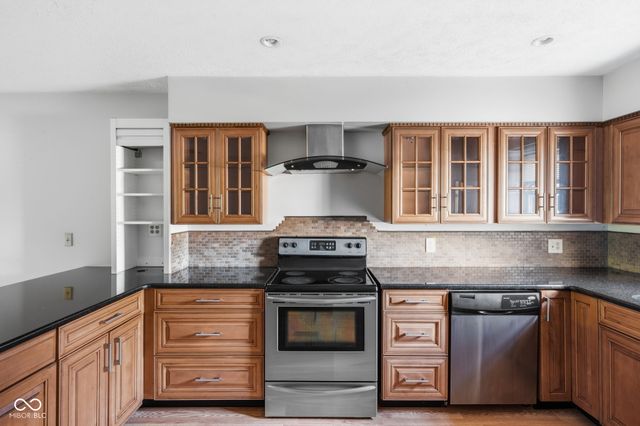 6321 Brush Court, Indianapolis, IN 46268