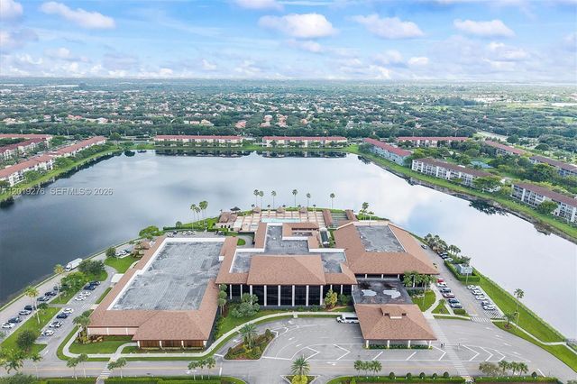 13700 SW 14th Street 411D, Pembroke Pines, FL 33027