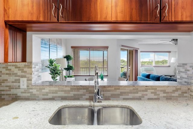 13700 SW 14th Street 411D, Pembroke Pines, FL 33027