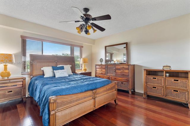 13700 SW 14th Street 411D, Pembroke Pines, FL 33027