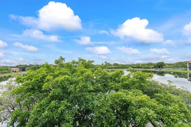 13700 SW 14th Street 411D, Pembroke Pines, FL 33027