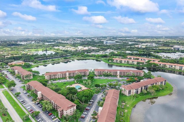 13700 SW 14th Street 411D, Pembroke Pines, FL 33027