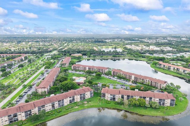 13700 SW 14th Street 411D, Pembroke Pines, FL 33027