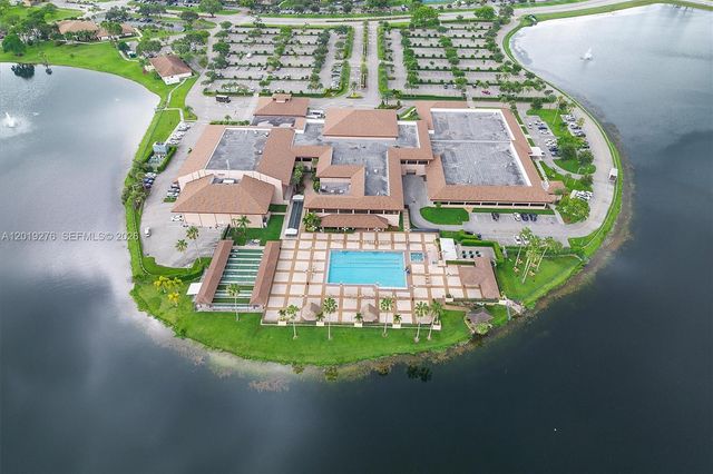 13700 SW 14th Street 411D, Pembroke Pines, FL 33027