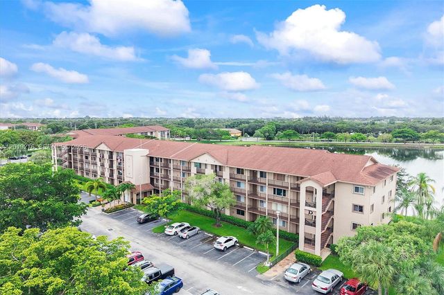 13700 SW 14th Street 411D, Pembroke Pines, FL 33027