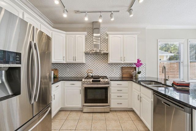 1812 ILLINOIS STREET, Orlando, FL 32803