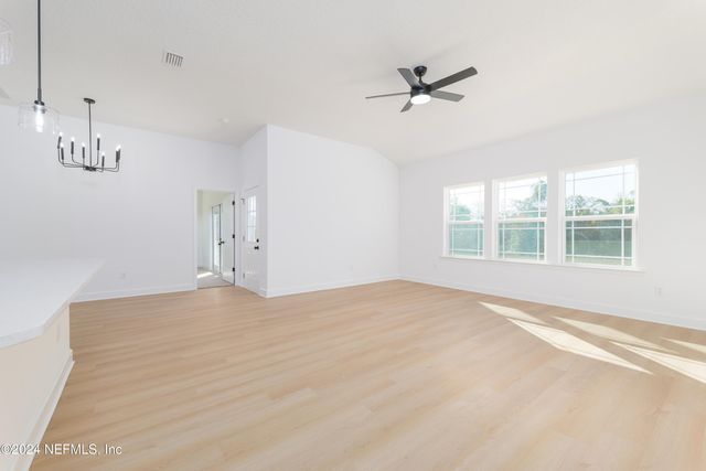 26 BITTERROOT Avenue, Middleburg, FL 32068