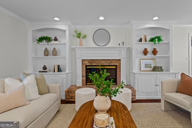 314 Lamplighter Lane SE, Marietta, GA 30067