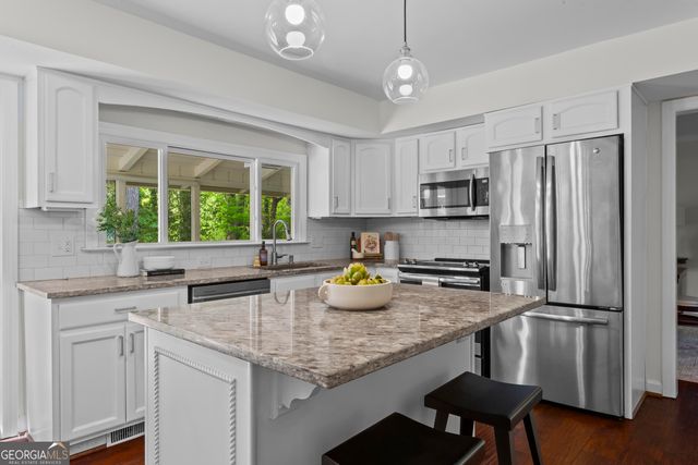 314 Lamplighter Lane SE, Marietta, GA 30067