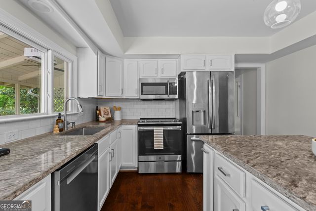 314 Lamplighter Lane SE, Marietta, GA 30067