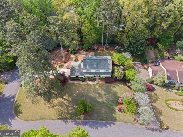 314 Lamplighter Lane SE, Marietta, GA 30067
