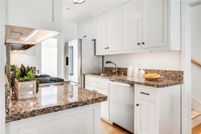 1731 Stanford Avenue, Redondo Beach, CA 90278