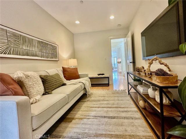 1731 Stanford Avenue, Redondo Beach, CA 90278