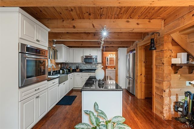 9831 Steam Mill Road, Camden, NY 13316