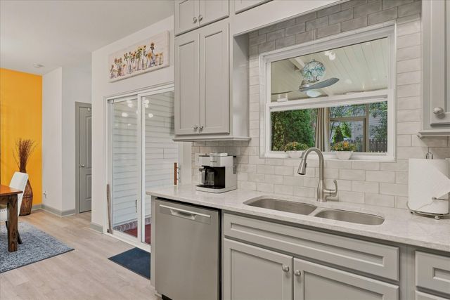 7093 Bridgeport Dr, Nashville, TN 37221